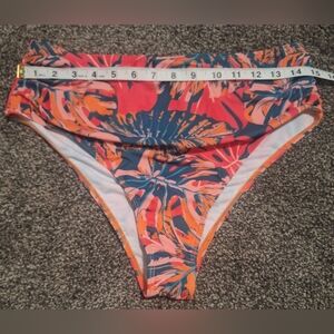 XL Nwot Shein Vibrant Floral Bikini Bottom